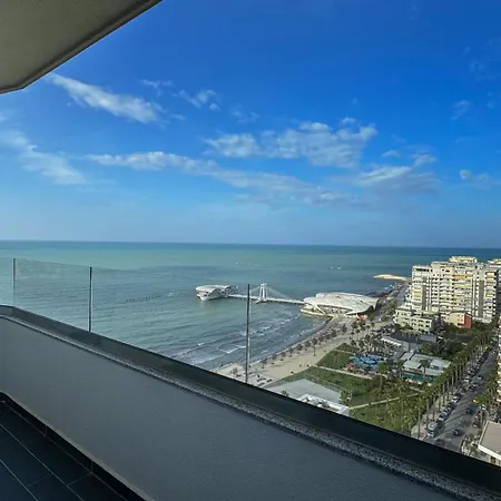 Luxury - Sea View Apartment *