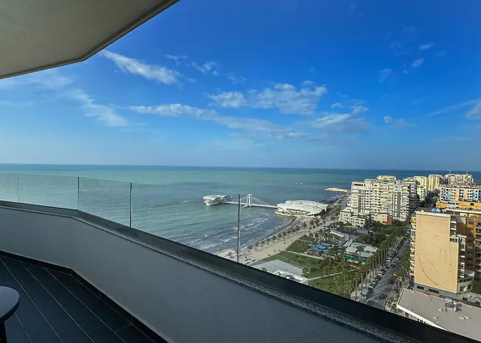 Luxury - Sea View Apartment *